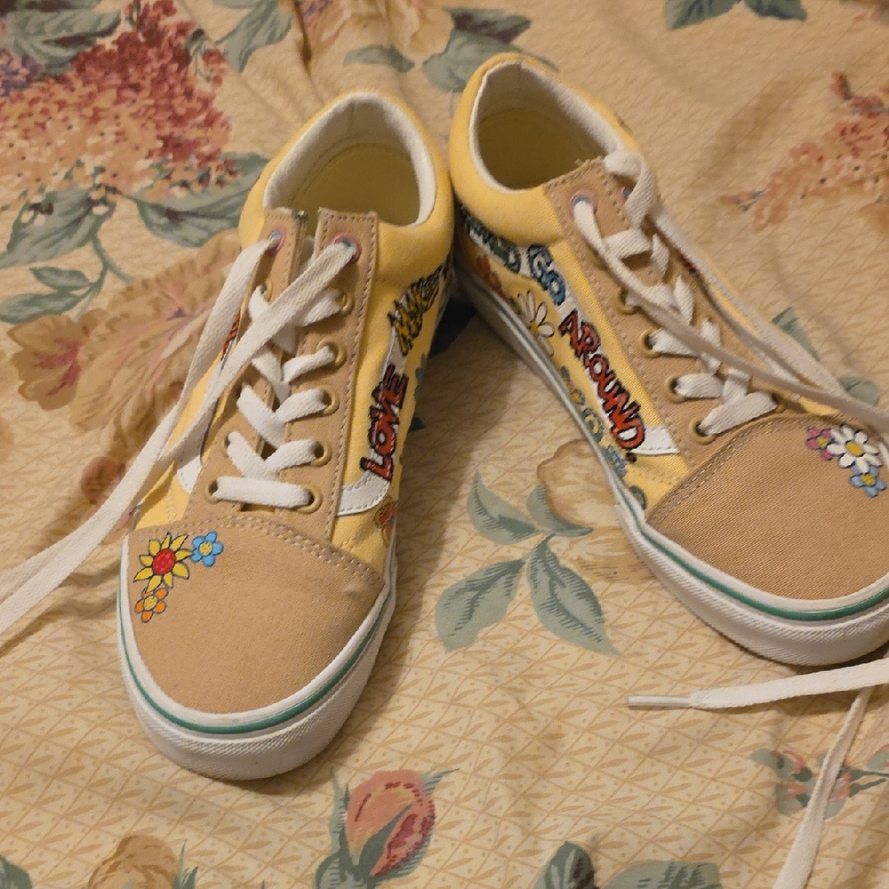 Vans Yellow Floral Graphic Low-Top Sneakers for Women